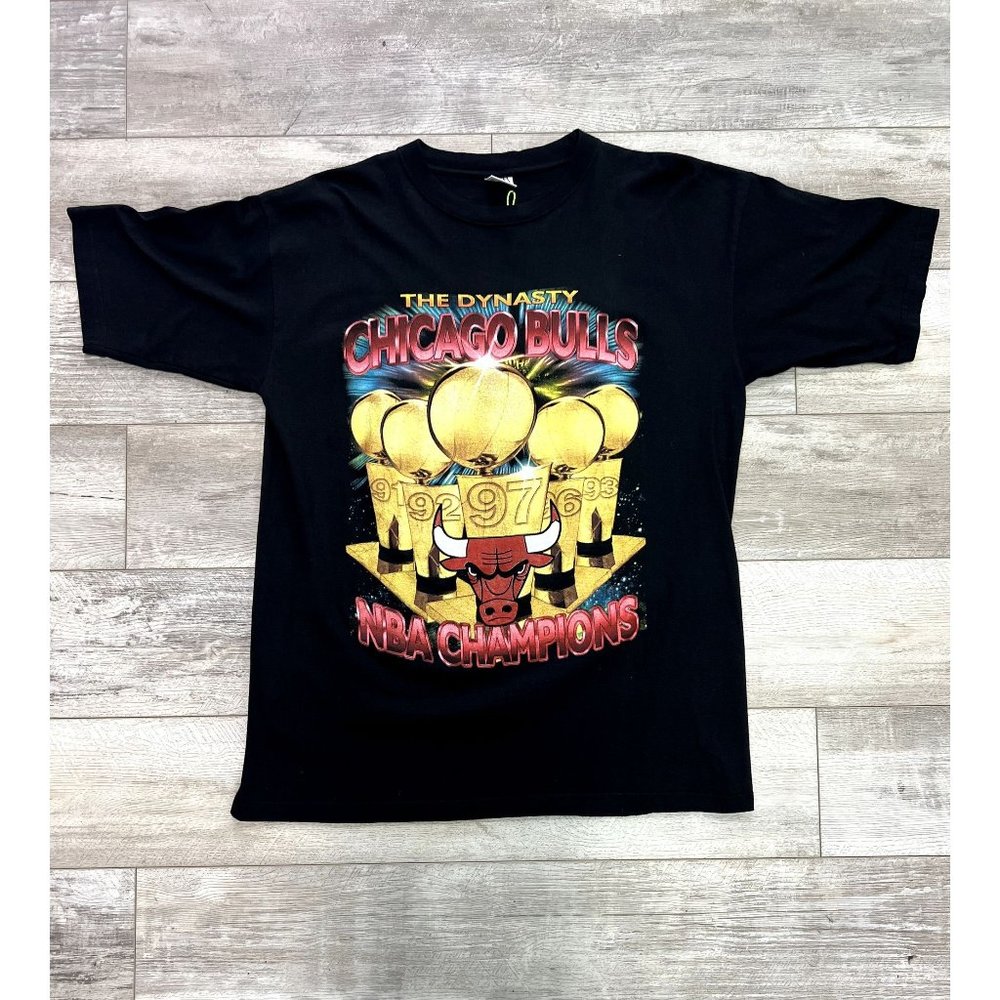 Vintage 1997 Chicago Bulls 'The Dynasty' NBA Champions Rap Tee Size XXL